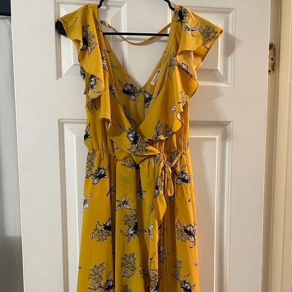 Yellow Floral High-low Wrap Dress - Size L - Picture 1 of 6